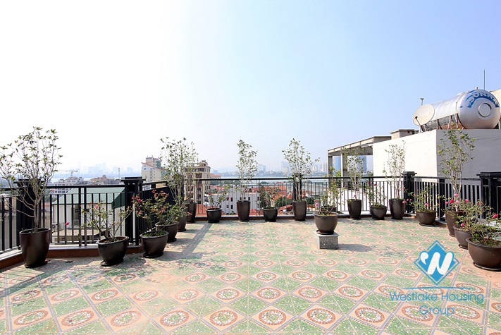 Modern style apartment for rent in Tay Ho District 